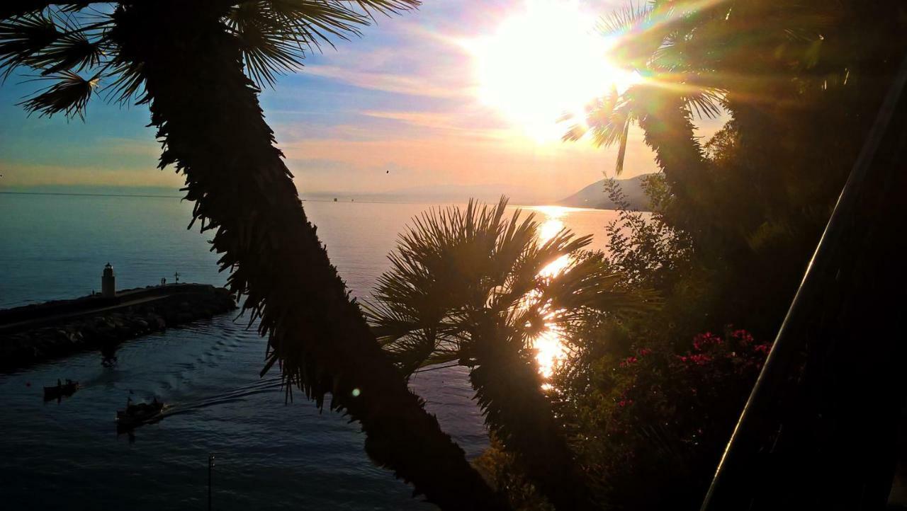 Camogli Golfo Paradiso La Casa Del Comandante Buitenkant foto